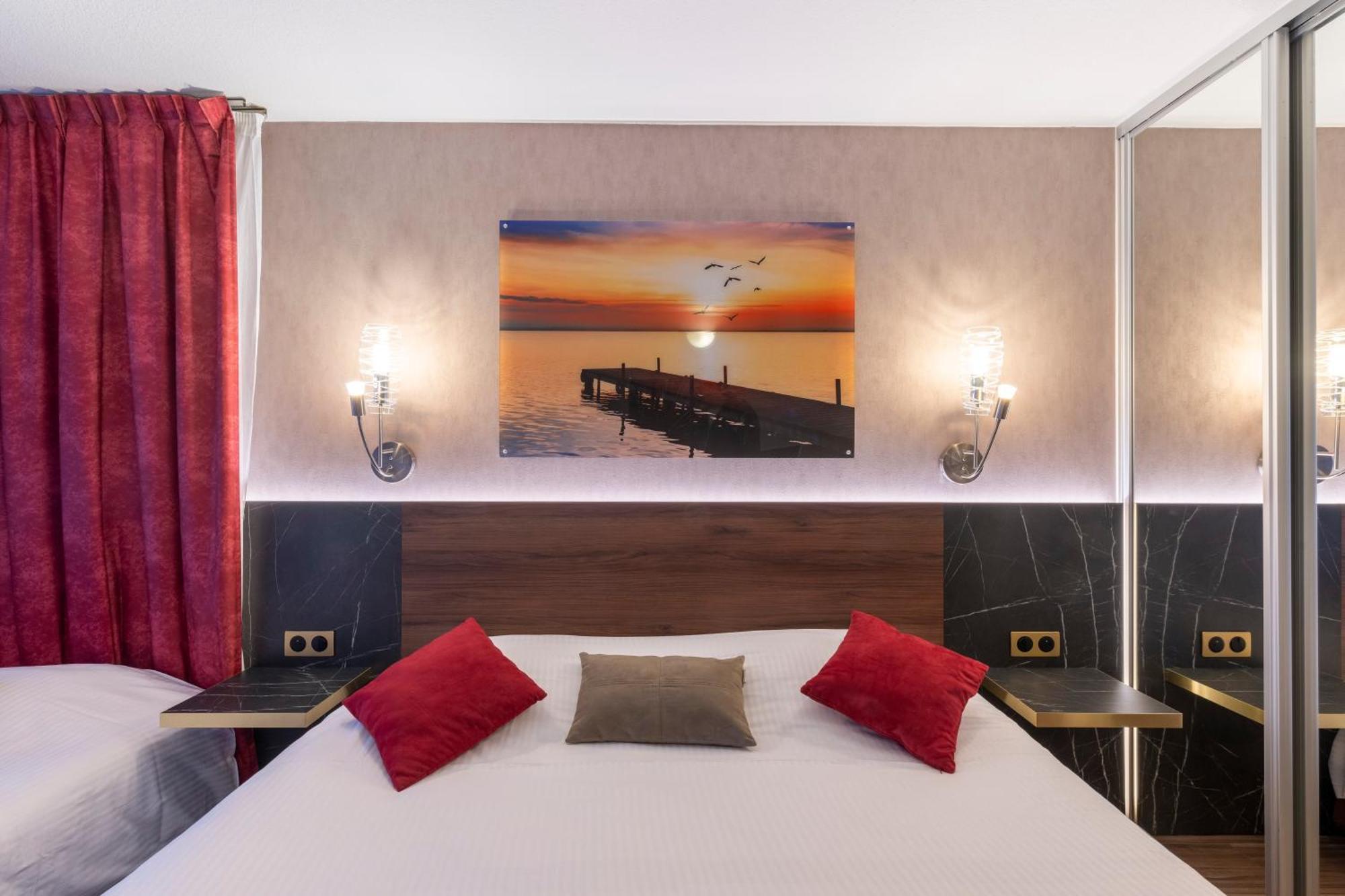 Logis Hotel Arc En Ciel Thonon-les-Bains Bilik gambar