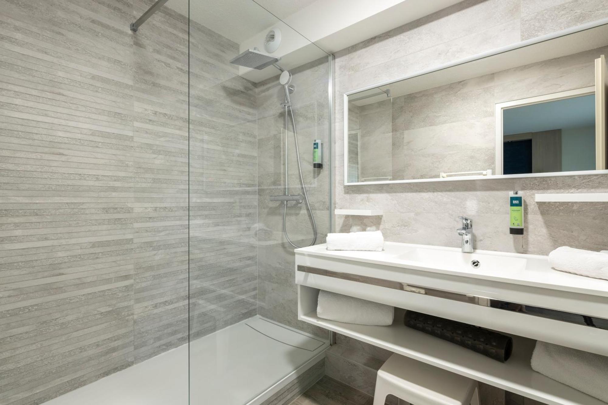 Logis Hotel Arc En Ciel Thonon-les-Bains Luaran gambar